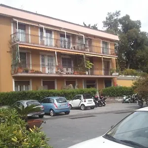 appartamenti-pesci.hotelitalianriviera.com/